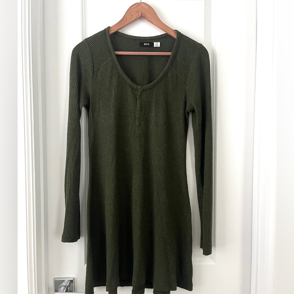 Urban Outfitters Green Long Sleeve Scoop Neck Sweater Dress